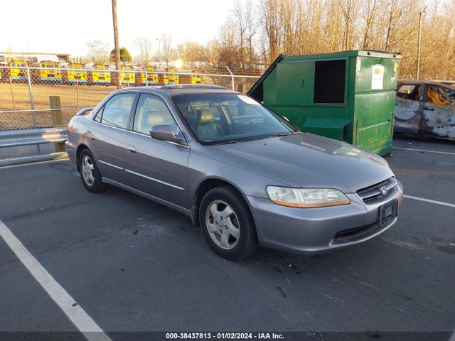 2000 HONDA ACCORD 2.3 EX VIN: 1HGCG556XYA133584