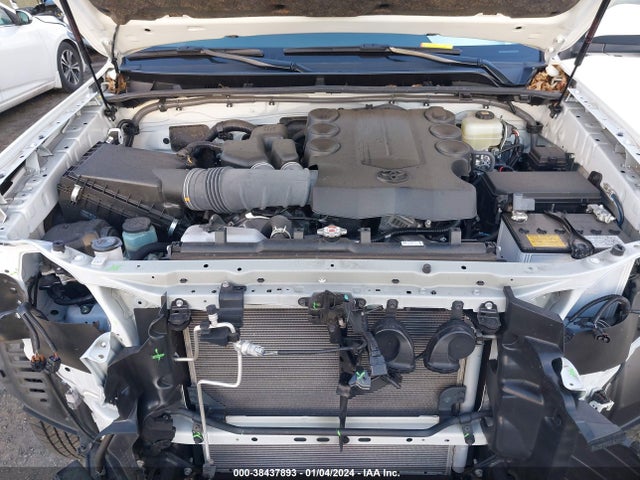 Toyota 4runner Sr5 Premium 2022 JTENU5JRXN6051414 Image 10