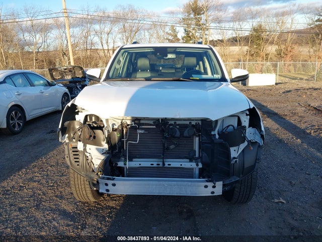 Toyota 4runner Sr5 Premium 2022 JTENU5JRXN6051414 Image 12