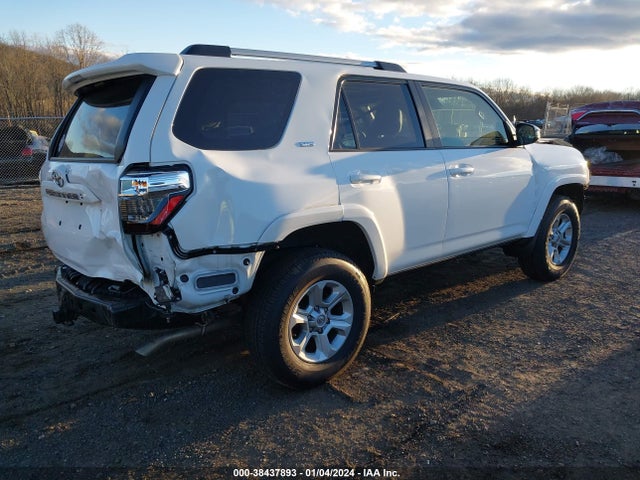 Toyota 4runner Sr5 Premium 2022 JTENU5JRXN6051414 Image 4