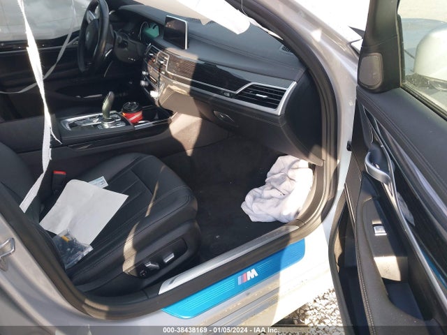 38438169 :رقم المزاد ، WBA7E2C50KB454272 vin ، 2019 Bmw 740i مزاد بيع