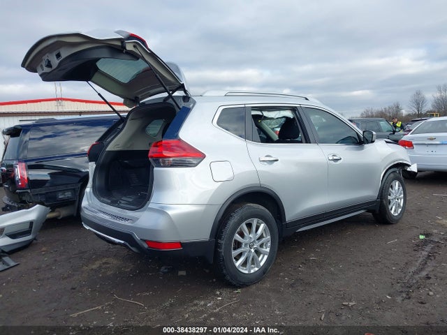 2017 NISSAN ROGUE SV VIN: 5N1AT2MV8HC895904