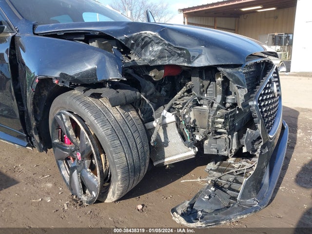 2022 JAGUAR F-PACE SADCZ2EE8NA694168 Photo 5