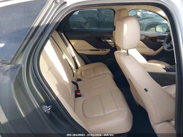 2017 JAGUAR F-PACE SADCK2BN5HA097198 Photo 7