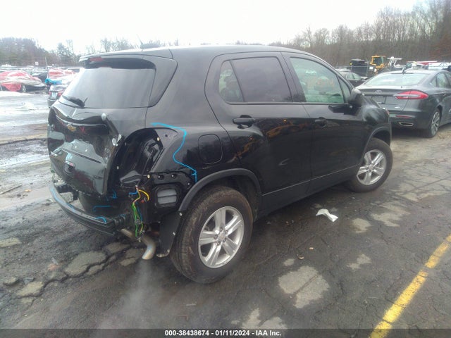 Chevrolet Trax Awd Ls 2022 KL7CJNSM9NB543685 Image 4