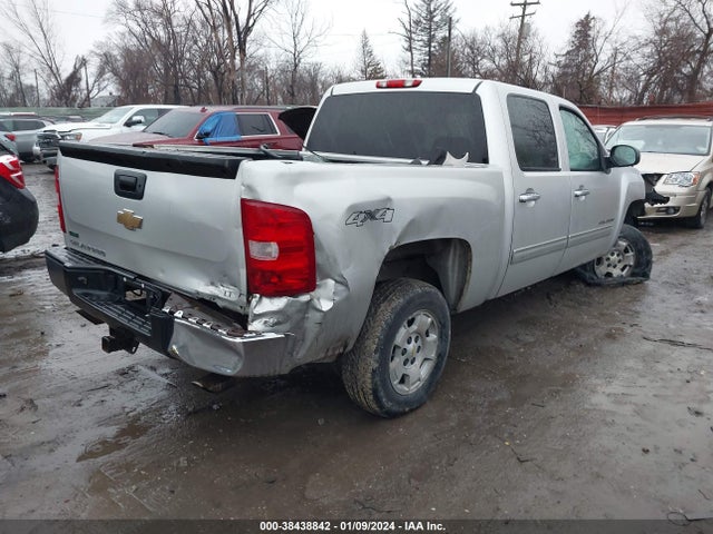 2011 CHEVROLET SILVERADO 1500 LT VIN: 3GCPKSE37BG243391