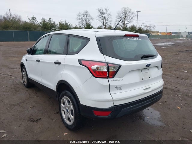 2018 FORD ESCAPE S VIN: 1FMCU0F70JUD15649