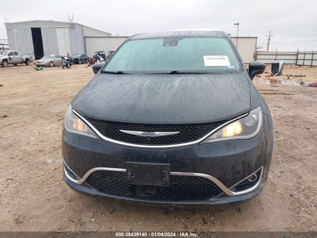 Продаж на аукціоні авто 2020 Chrysler Pacifica Touring, vin: 2C4RC1FG1LR211727, номер лоту: 38439140