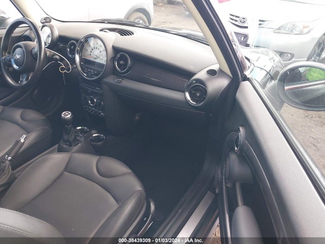2012 MINI COOPER S WMWSV3C5XCTY26695 Photo 4