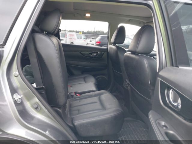 JN8AT2MV8HW016361 Nissan Rogue Sl