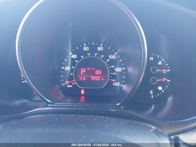 2018 KIA SOUL KNDJN2A26J7596080 Photo 6