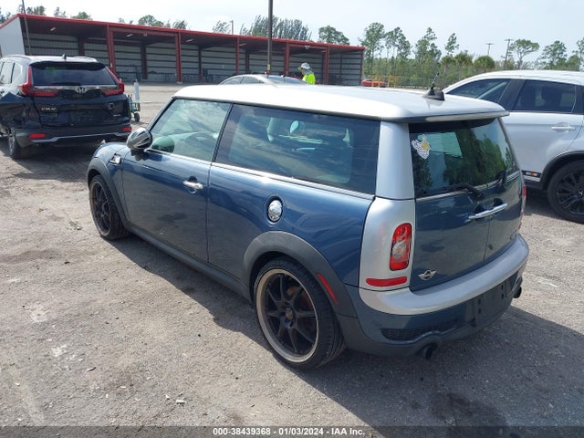 2009 MINI COOPER S CLUBMAN WMWMM33549TP74498 Photo 2