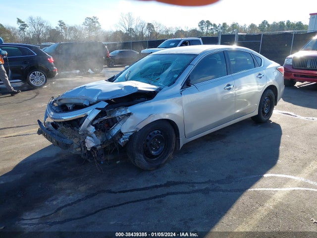 Nissan Altima 2.5 S 2014 1N4AL3AP7EC328553 Image 2