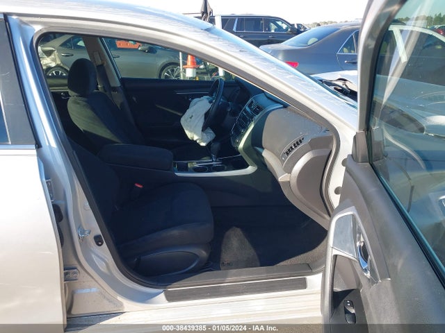 Nissan Altima 2.5 S 2014 1N4AL3AP7EC328553 Image 5