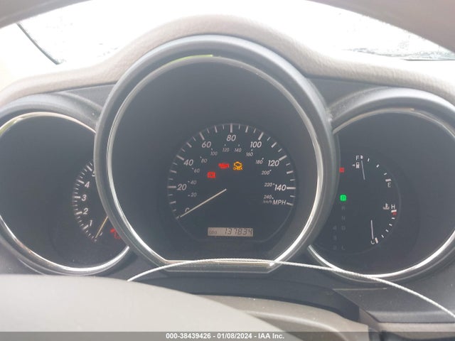 2005 LEXUS RX 330 VIN: 2T2GA31U95C030217
