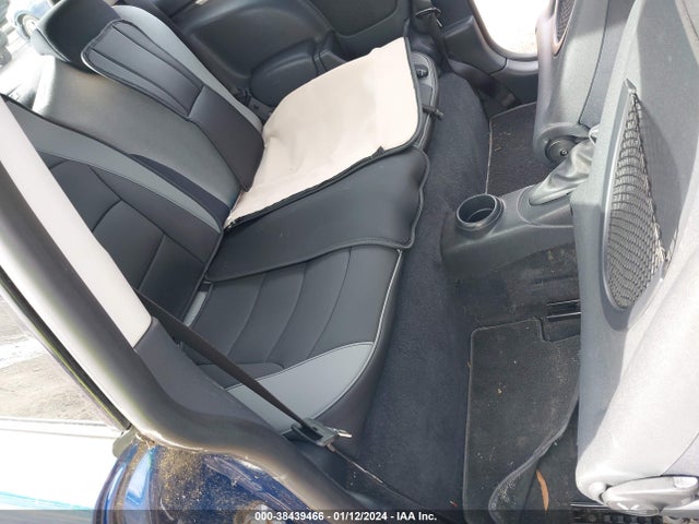 2004 MINI COOPER S WMWRE334X4TD87119 Photo 7