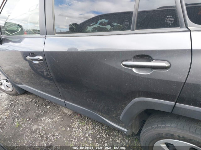 2019 TOYOTA RAV4 LE VIN: JTMH1RFV3KD034730