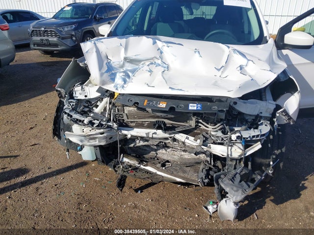2018 FORD ESCAPE SE VIN: 1FMCU0GD9JUB52665