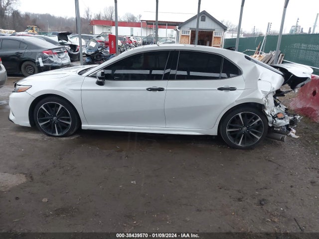 Toyota CAMRY XSE 2019 4T1B61HK3KU788041 Image 14