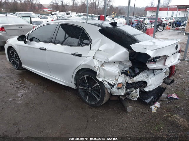 Toyota CAMRY XSE 2019 4T1B61HK3KU788041 Image 3