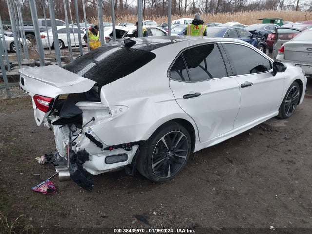 Toyota CAMRY XSE 2019 4T1B61HK3KU788041 Image 4