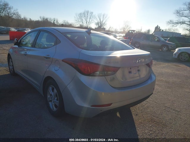 Auction sale of the 2015 Hyundai Elantra Se (ulsan Plant), vin: KMHDH4AE7FU229493, lot number: 38439603
