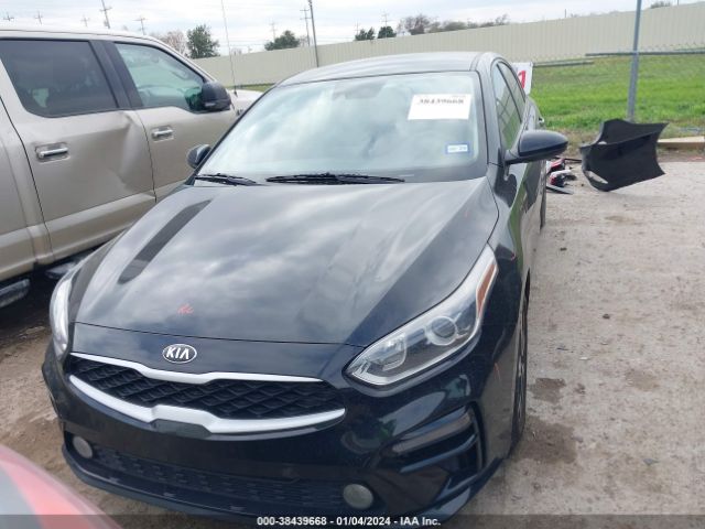 3KPF24AD4ME305723 KIA Forte Lxs