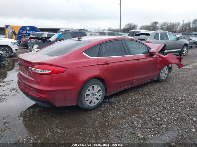2019 FORD FUSION S VIN: 3FA6P0G78KR133106