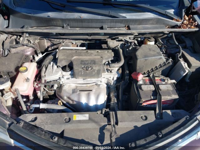 2T3BFREV1HW681986 Toyota RAV4 LE