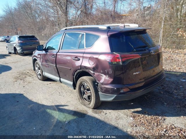 2T3BFREV1HW681986 Toyota RAV4 LE