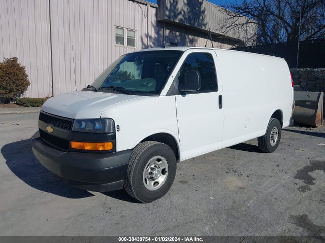 Chevrolet Express Cargo Rwd 2500 Regular Wheelbase Wt 2021 1GCWGAFPXM1309751 Image 2