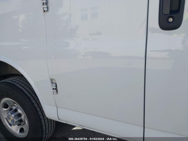 Chevrolet Express Cargo Rwd 2500 Regular Wheelbase Wt 2021 1GCWGAFPXM1309751 Image 6