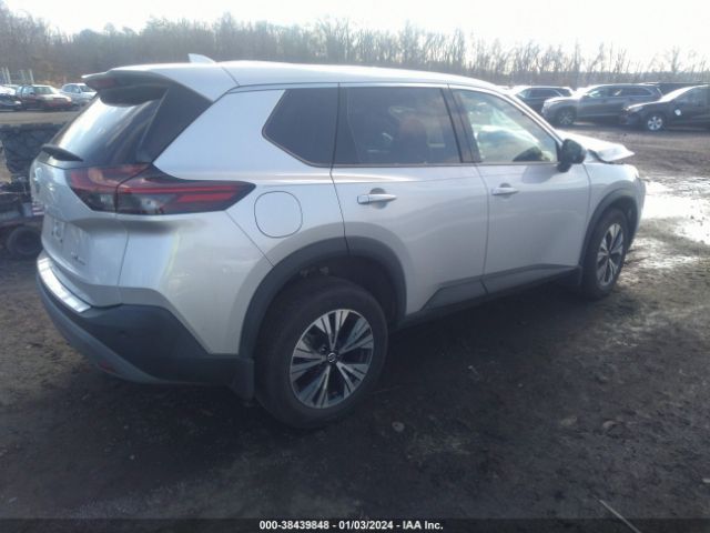 5N1AT3BB2MC822620 Nissan Rogue Sv Intelligent Awd