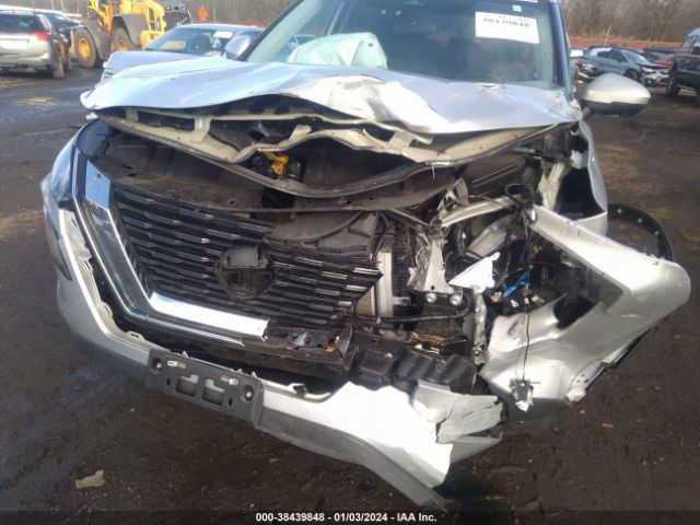 5N1AT3BB2MC822620 Nissan Rogue Sv Intelligent Awd