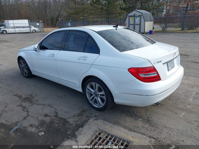 2013 MERCEDES-BENZ C 300 LUXURY 4MATIC/SPORT 4MATIC VIN: WDDGF8AB9DR248637