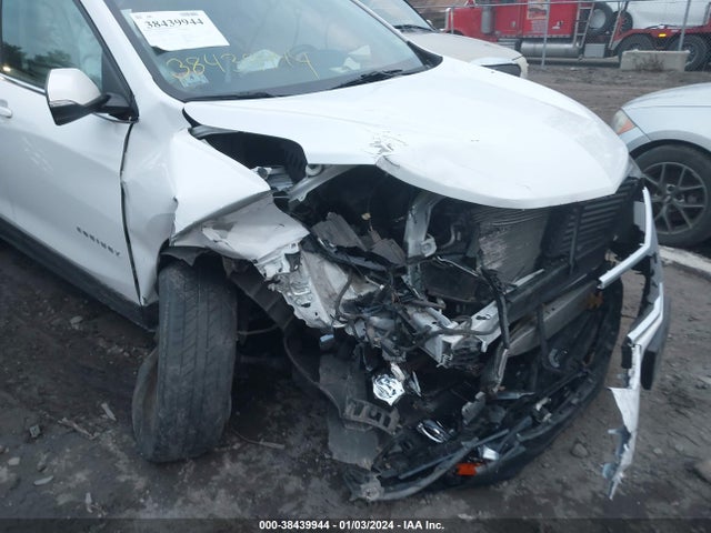 3GNAXSEV1JS577122 Chevrolet EQUINOX LT