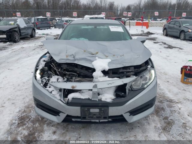 19XFC2F58GE238275 Honda Civic Lx