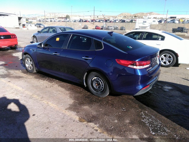 KIA Optima Lx 2018 5XXGT4L32JG191570 Image 3