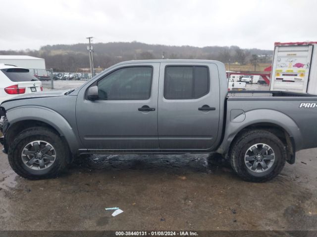1N6AD0EVXJN738256 Nissan Frontier Pro-4x