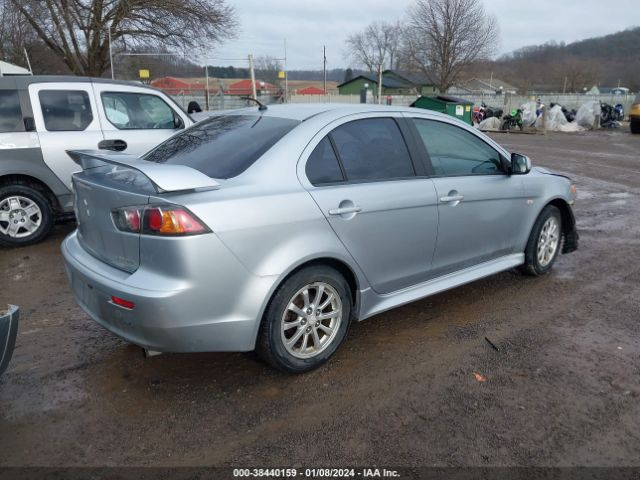 2011 MITSUBISHI LANCER JA32U2FU5BU032326 Photo 3