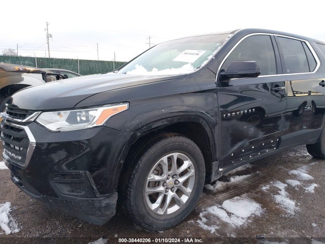 Chevrolet Traverse Ls 2019 1GNERFKW3KJ120993 Image 6