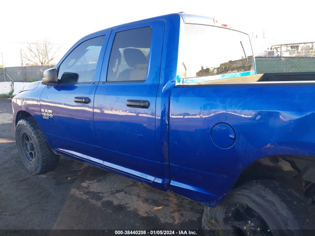 RAM 1500 Classic Express Quad Cab 4x2 6'4 Box 2019 1C6RR6FG3KS552479 Image 14
