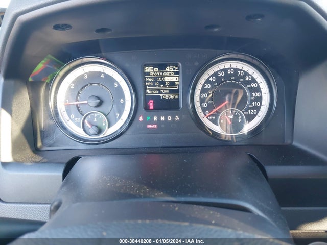RAM 1500 Classic Express Quad Cab 4x2 6'4 Box 2019 1C6RR6FG3KS552479 Image 15