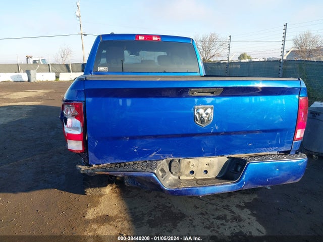 RAM 1500 Classic Express Quad Cab 4x2 6'4 Box 2019 1C6RR6FG3KS552479 Image 16
