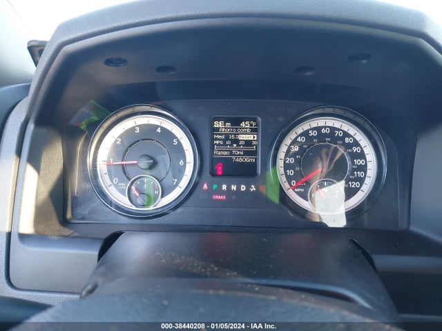 RAM 1500 Classic Express Quad Cab 4x2 6'4 Box 2019 1C6RR6FG3KS552479 Image 7