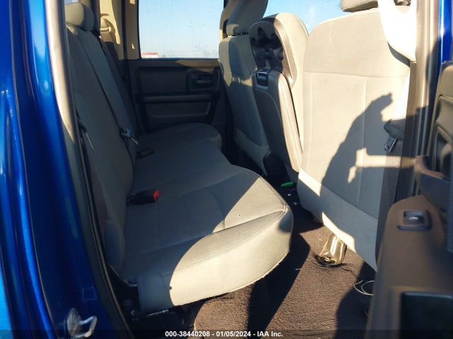 RAM 1500 Classic Express Quad Cab 4x2 6'4 Box 2019 1C6RR6FG3KS552479 Image 8
