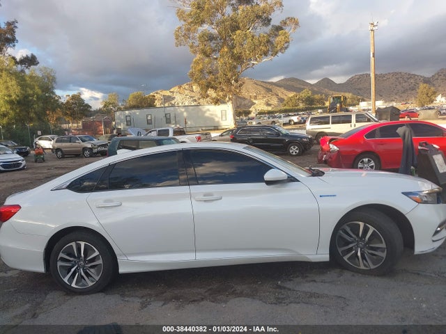 Honda ACCORD HYBRID 2018 1HGCV3F19JA009048 Image 13