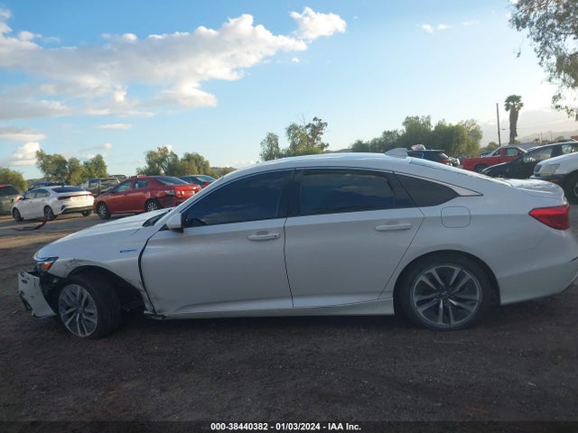 Honda ACCORD HYBRID 2018 1HGCV3F19JA009048 Image 14