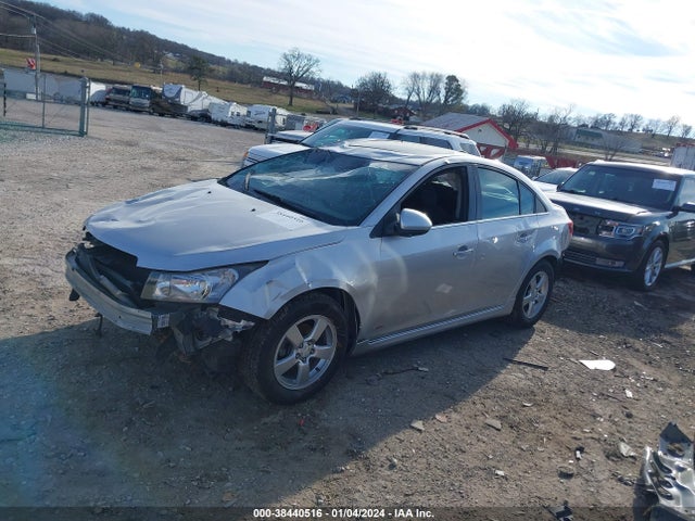 Chevrolet Cruze 1lt Auto 2015 1G1PC5SB0F7190330 Image 2