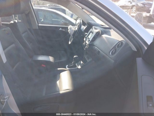 WVGBV7AX7GW582731 Volkswagen TIGUAN S